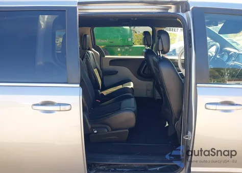 2019 Dodge Grand Caravan Sxt from USA, damaged, VIN 2C4RDGCG4KR542272